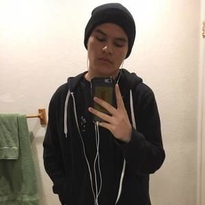 Meet your Posher, Eduardo